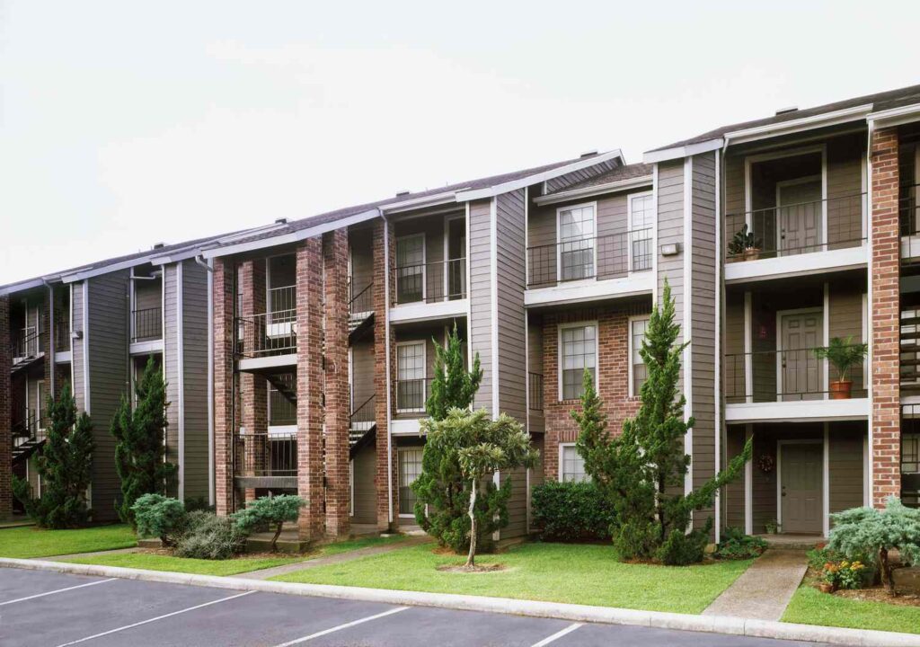 Condo Listings Keep Piling Up—But the Buyers Still Aren’t Showing Condo Listings Keep Piling Up—But the Buyers Still Aren’t Showing