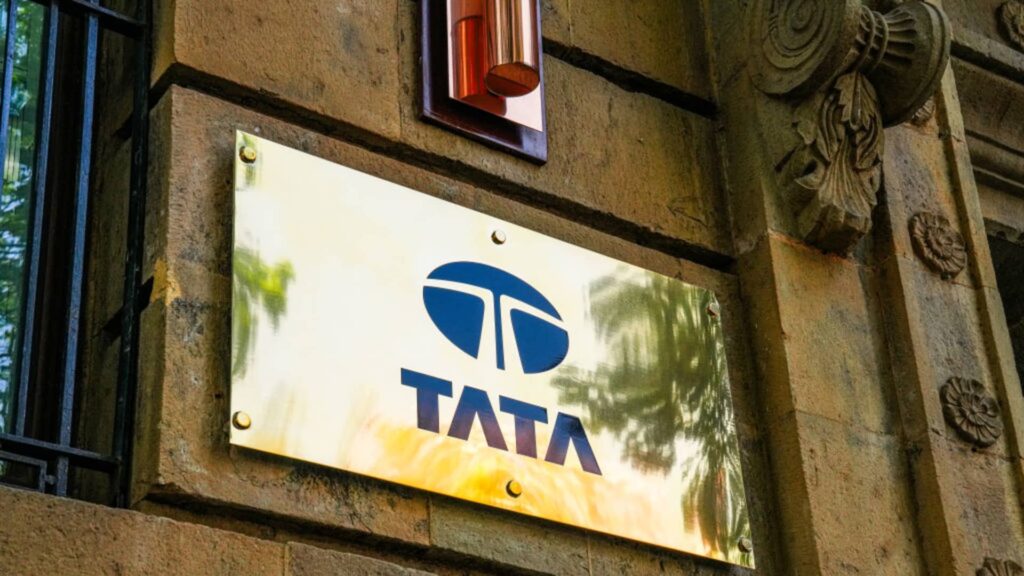 Inside the boardroom drama that is shaking up India’s Tata empire Inside the boardroom drama that is shaking up India’s Tata empire