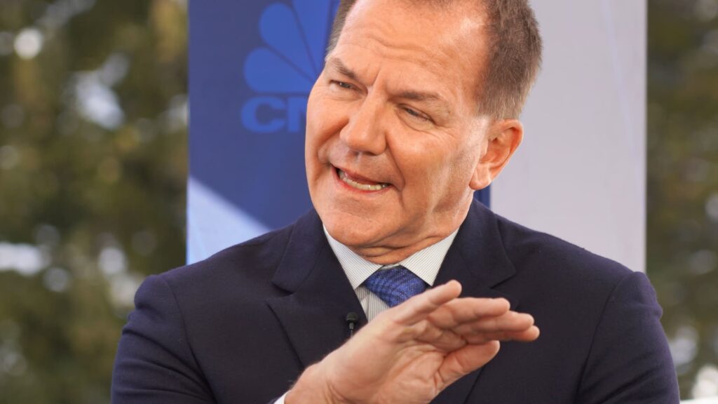 Paul Tudor Jones says ingredients are in place for massive rally before a ‘blow off’ top to bull market Paul Tudor Jones says ingredients are in place for massive rally before a ‘blow off’ top to bull market
