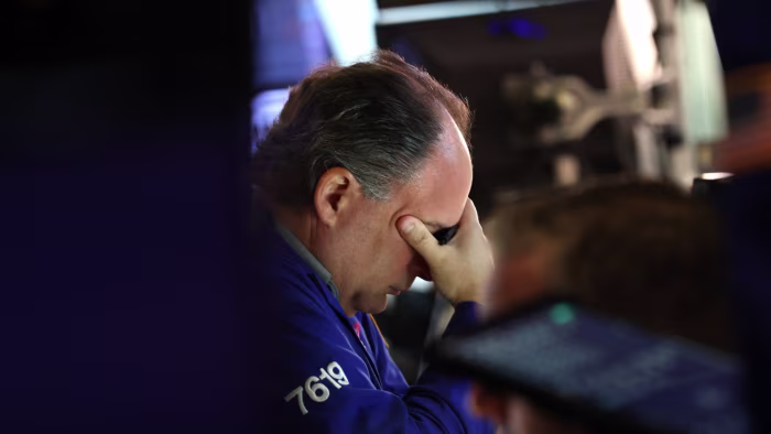 US stocks close sharply lower after Trump threatens new China tariffs US stocks close sharply lower after Trump threatens new China tariffs